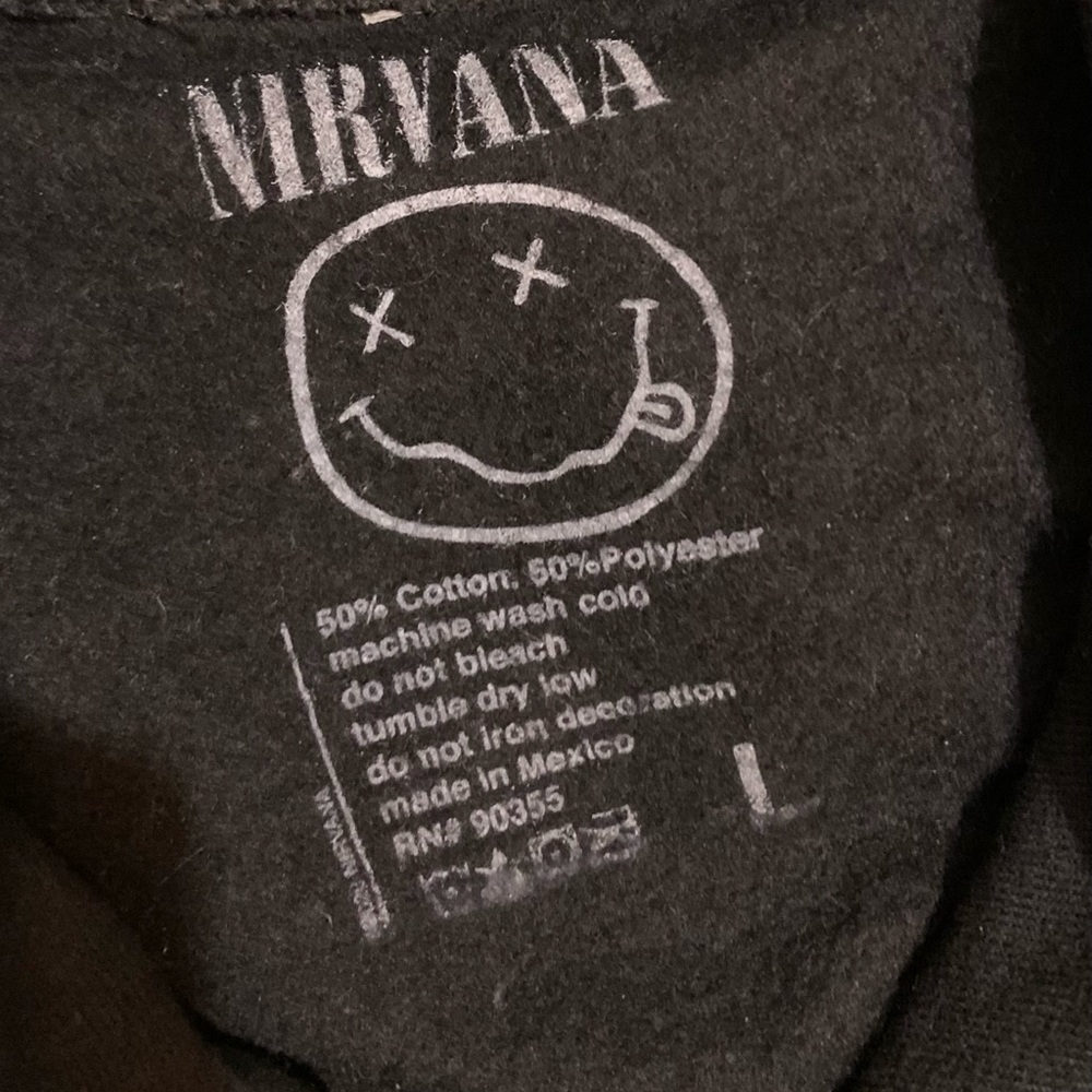 Nirvana Unisex Pullover Hoodie Sweatshirt Yellow Smiley Black Size Large - Picture 3 of 3